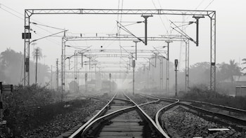 Mumbai Train Horror: 21-Year-Old Dies After Being Hit By AC Local, Dragged For 15-20 Minutes