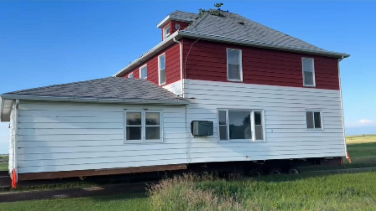 US Woman moves 112 year old family house 9 km viral story