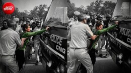 पुलिस की बस के आगे डट गई छात्रा, दिल्ली में प्रदर्शन के दौरान दिखा रिया अहीर जैसा नजारा