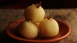 Heading To A Durga Puja Pandal? Don't Miss These 8 Iconic Bengali Dishes