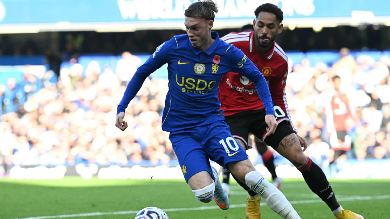 10-man Manchester United Lose Against Chelsea To Leave Michael Carrick’s Job In Further Jeopardy