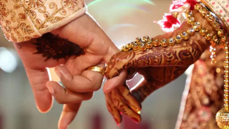 शादी का फैसला आपका है या परिवार का? जानिए जीवनसाथी चुनने के लिए कैसे बनाएं सही बैलेंस