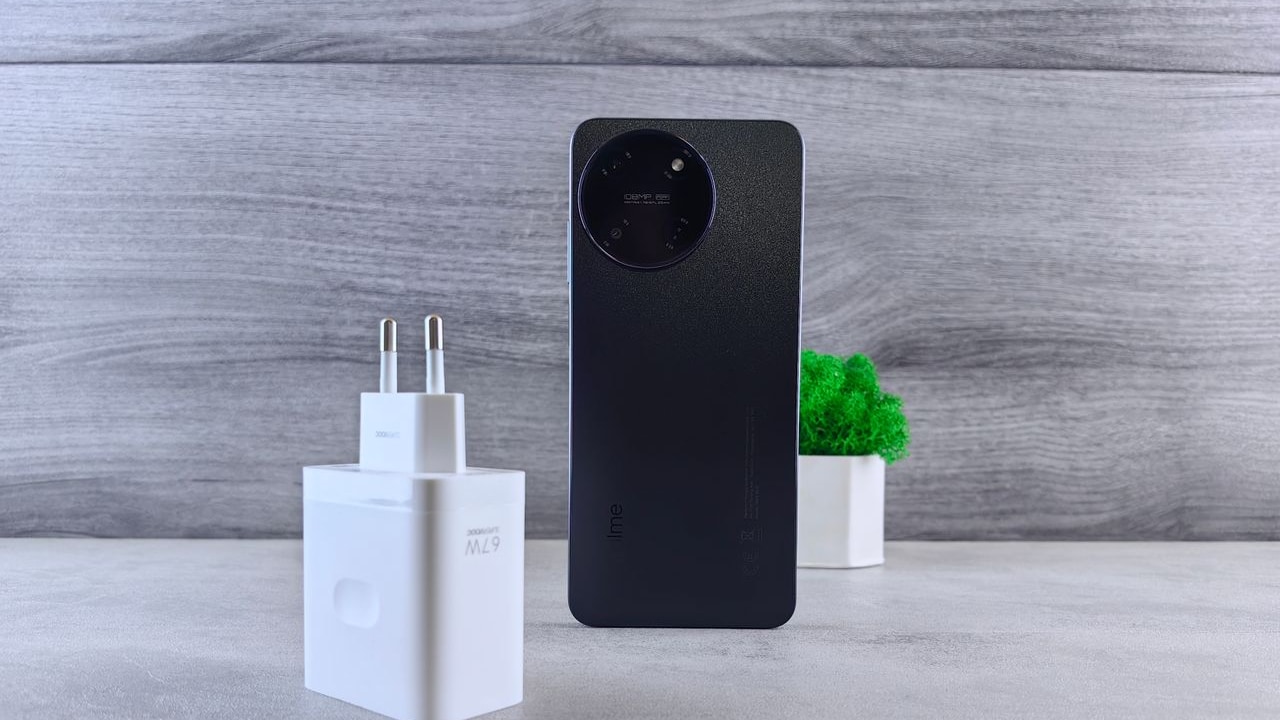 Grab fast charging chargers and power banks on discount Grab fast charging chargers and power banks on discount