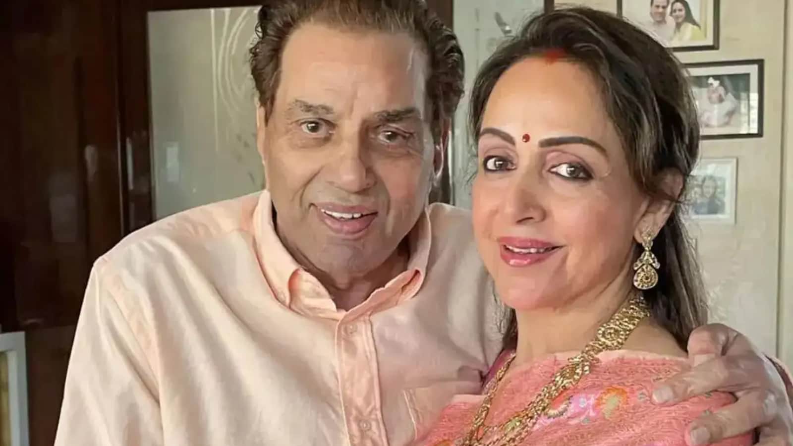 'Can't See Left, Right': When Hema Malini Called Her Romance With 'Married' Dharmendra "Love At First Sight"