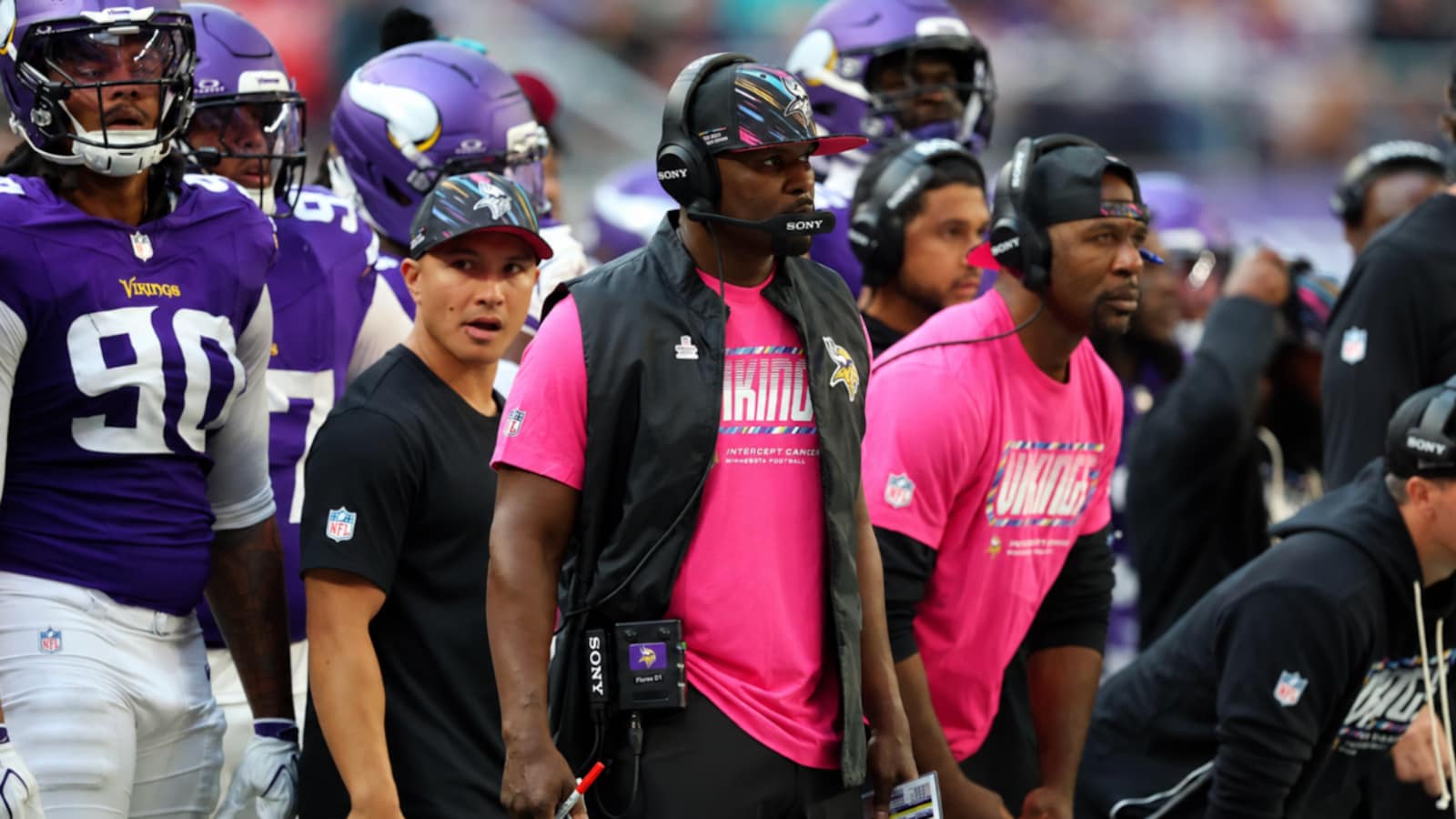 5 Point Cog Brian Flores’ Vikings Defense Strengthens His Head Coaching Case Amid ...