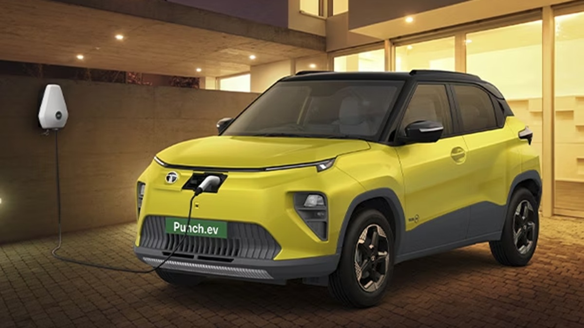 Tata Punch EV आई सबसे ज्यादा पसंद, 284% की ग्रोथ के साथ बनी नंबर 1 कार, टॉप 10 में टाटा-महिंद्रा का दबदबा