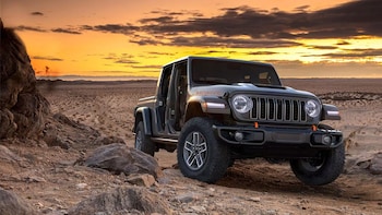 Jeep Gladiator Could Be Coming To India; Price Could Be Around Rs 70 Lakh: Report