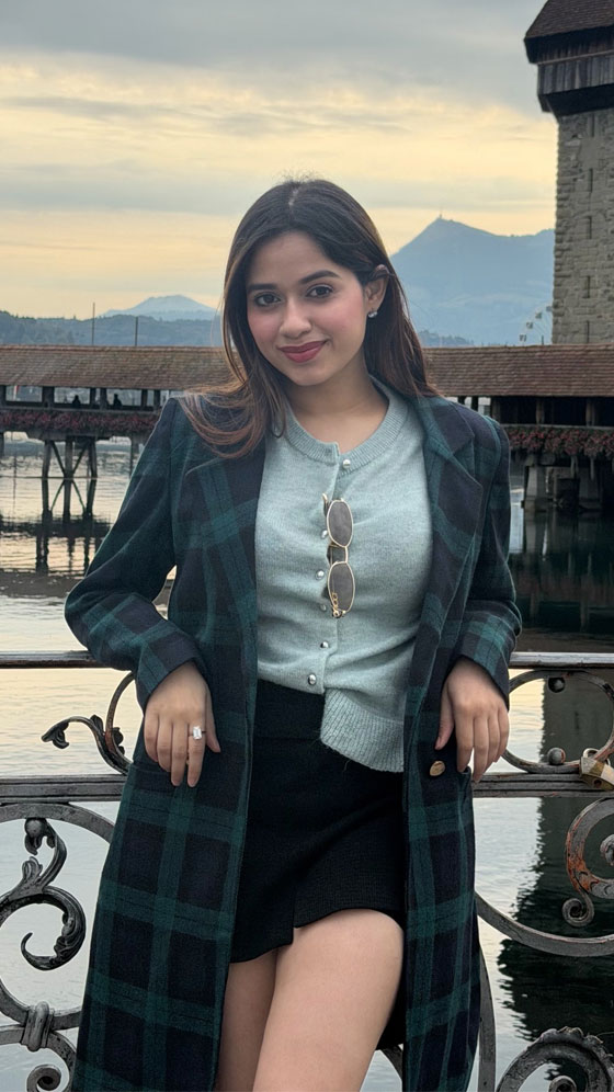 Jannat Zubair Gives Major Holiday Fashion Goals