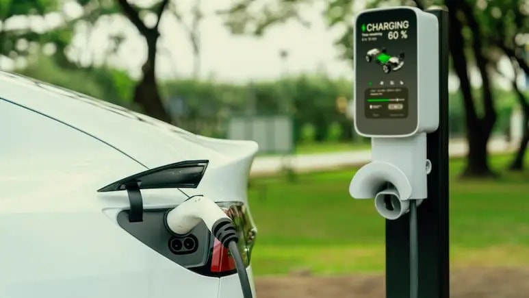Buying An EV In Delhi? 382 Charging Sites Get Govt Nod As Network Expands