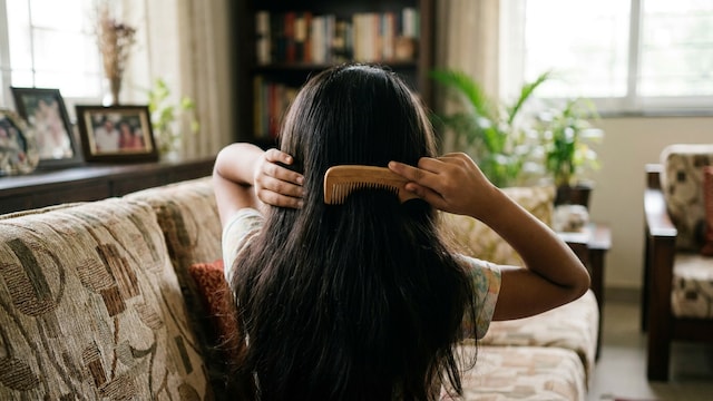 In Rapunzel syndrome, the hair mass does not stay limited to the stomach