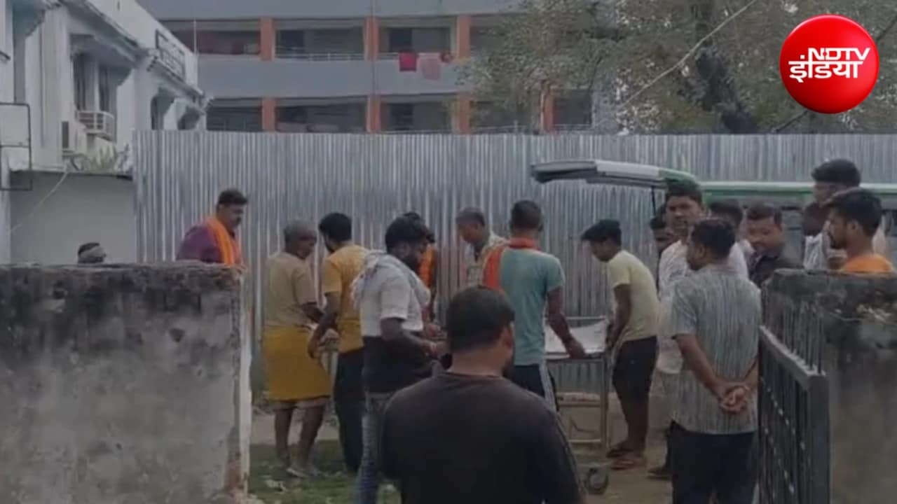 छपरा में दर्दनाक हादसा, लुधियाना से घर लौटी मां और बेटे समेत चार की मौत, ओवरटेक कर रहे ट्रक ने टेंपो को रौंदा