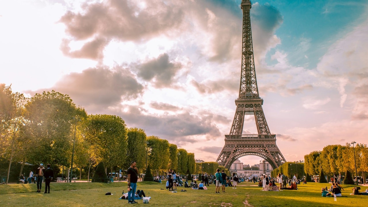 Eiffel Tower Row: Paris Probe Finds No Explicit BAPS Request To Exclude Women Staff