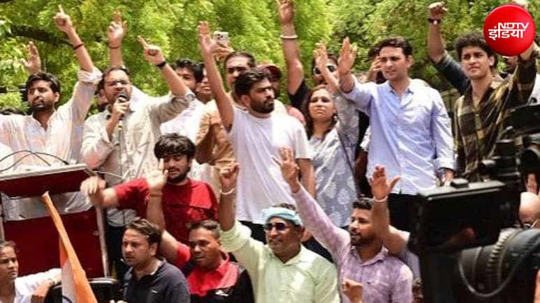 जंतर-मंतर पहुंचे CJP नेताओं पर दिल्ली पुलिस का केस, प्रदर्शन पर रोक के बावजूद पहुंचने को लेकर कार्रवाई