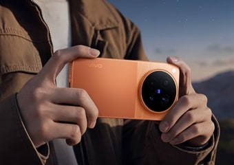 Vivo X500 हुआ चार 50 मेगापिक्सल कैमरे के साथ लॉन्च, 7500mAh की बड़ी बैटरी भी