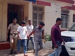 Man Steals Uncle's Gold To Buy Thar, Invites Him To Its Puja, Gets Arrested