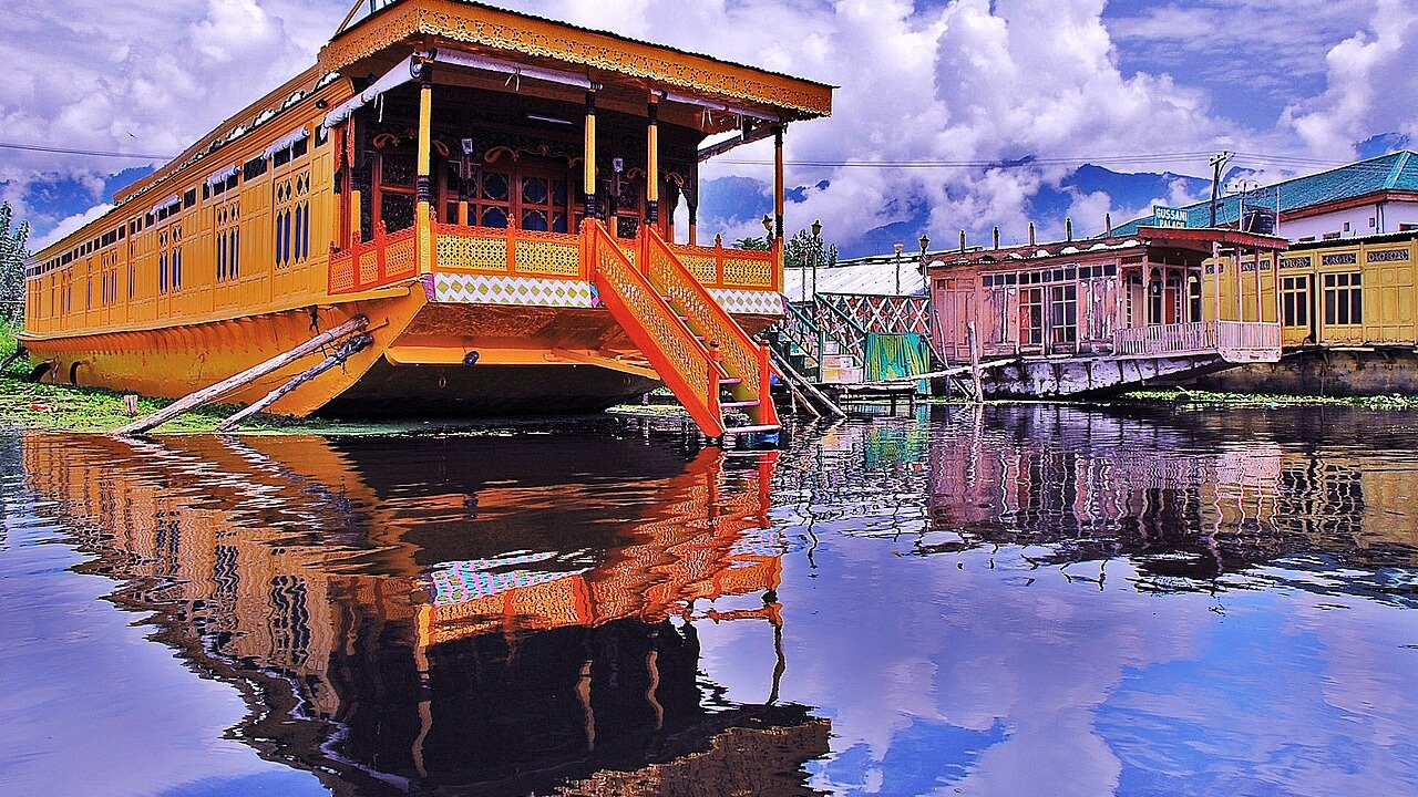 El Nino Effect? Kashmir Valley Sizzles With Decades-High Day Temperatures