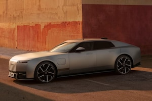 Jaguar Type 01 Officially Revealed With 1015 HP Power