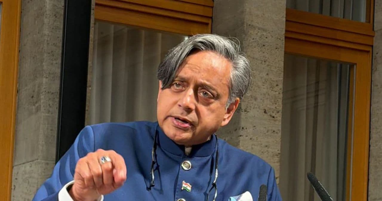 Why Shashi Tharoor Praised Govt And Police After India Bloc Protest Against Gyanesh Kumar
