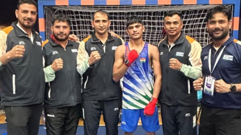 इटली के मुक्केबाज को जमकर धोया, आदित्य ने वर्ल्ड U-19 बॉक्सिंग में रचा इतिहास, भारत का पहला पुरुष मेडल पक्का