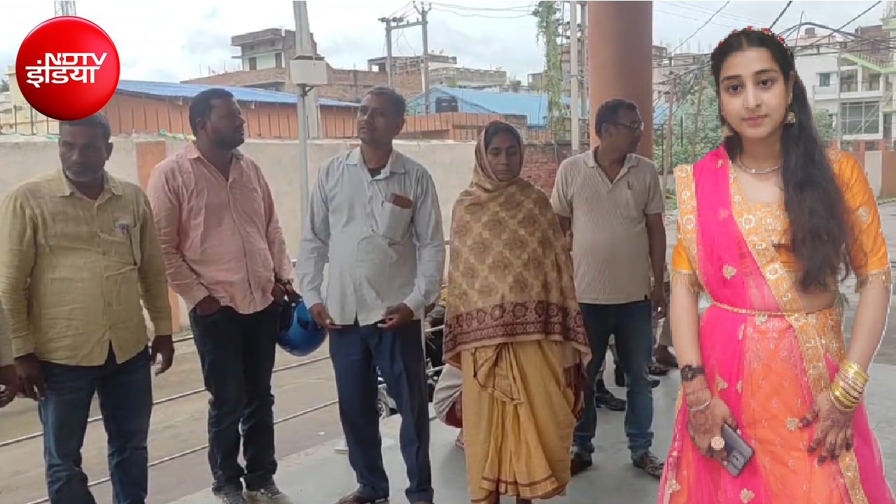 मामा के घर फंदे से लटकी मिली 20 साल की सलोनी; पिता बोले- 2 साल पहले नाना की हत्या हुई, अब बेटी को भी मार डाला