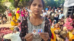 सांप से खिलवाड़ पिता-पुत्र को पड़ गया भारी, खेल दिखाने के दौरान डसने से दोनों की मौत