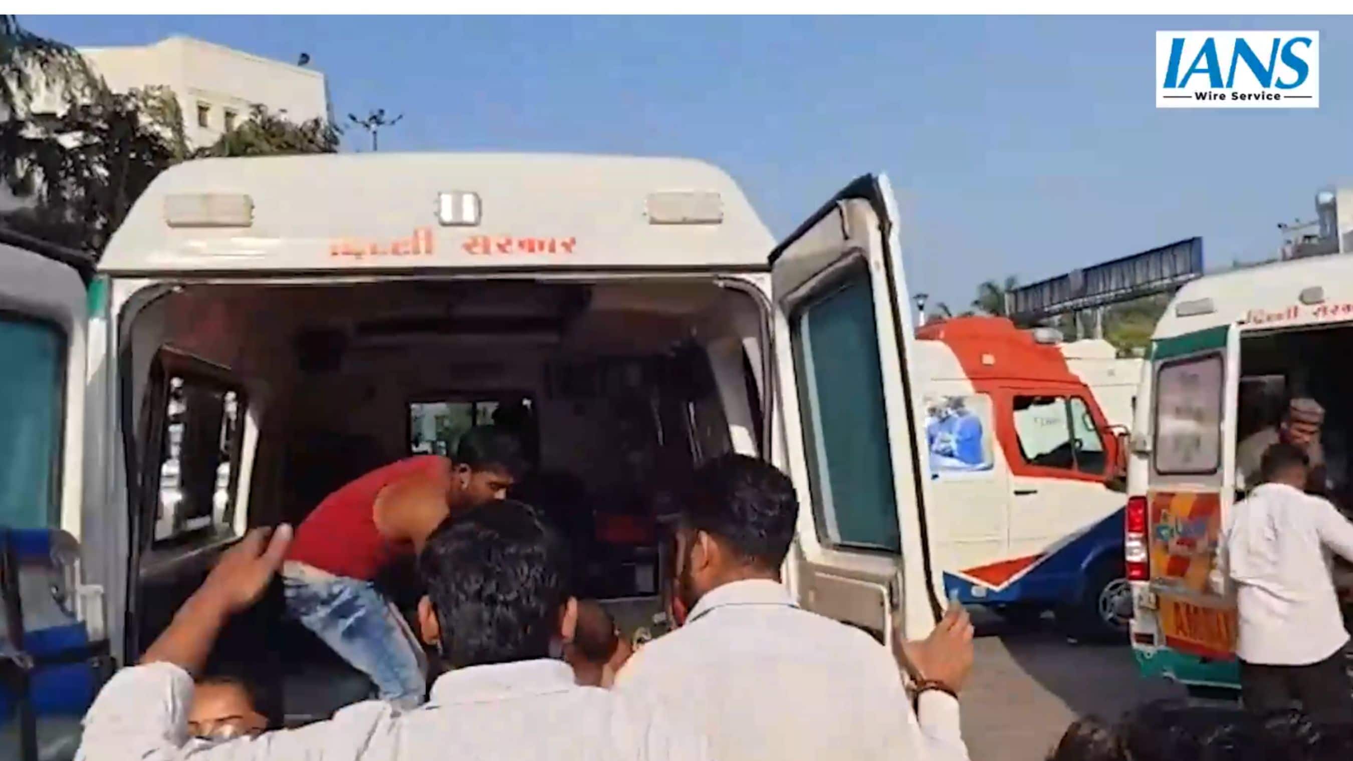 Many Trapped As Delhi Building Collapses Month After Satya Niketan Tragedy