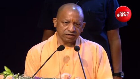 यूपी पुलिस को मिले हाईटेक इंटरसेप्टर वाहन; माफिया राज से कानून के राज तक, CM योगी ने गिनाए ये बदलाव