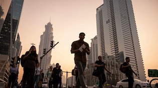 दुबई कमाने जाने वाले भारतीयों के लिए जरूरी खबर, UAE में एक गलती से बढ़ जाएगा लाखों का खर्चा