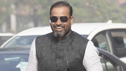 टीएमसी से एग्जिट और एनडीए में शिफ्ट, यूसुफ पठान को गुजरात में मिली कीमती जमीन