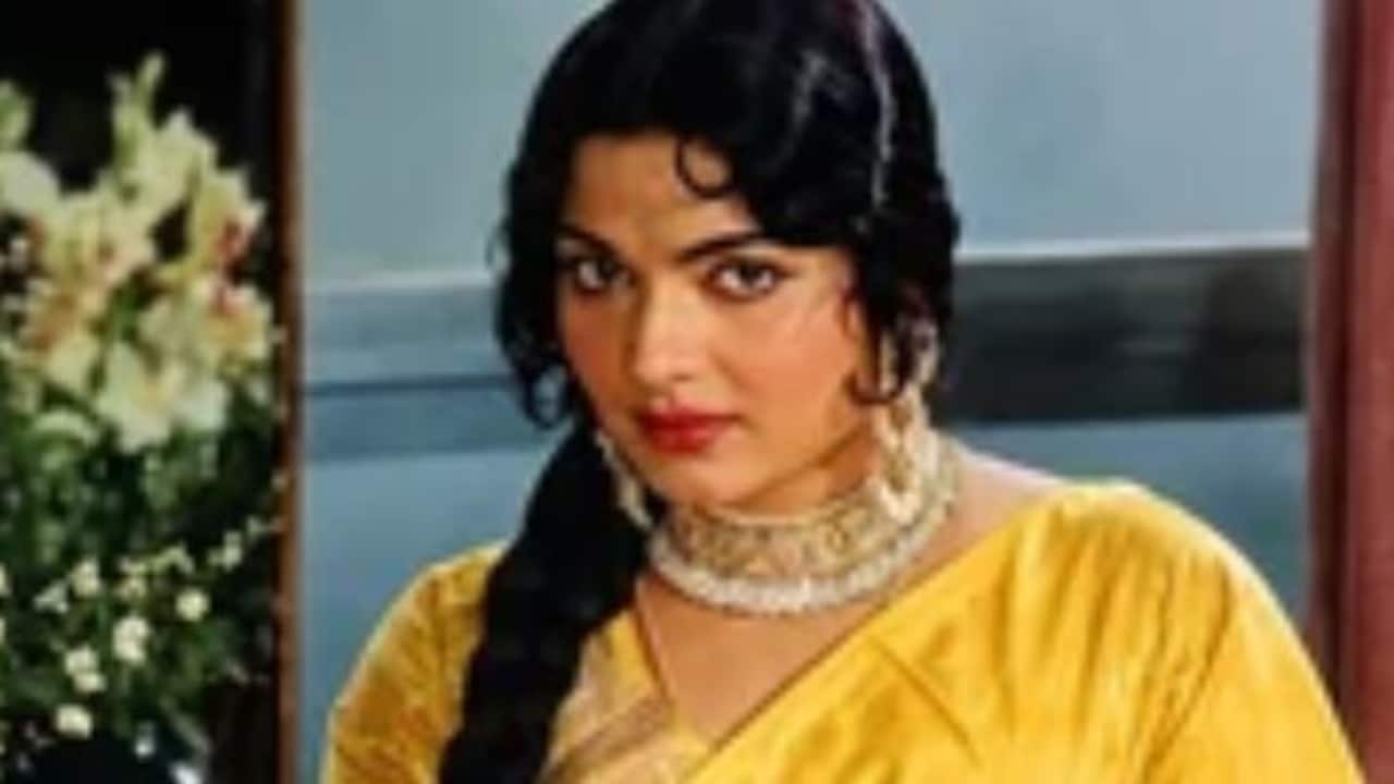 8 साल की उम्र से किया काम, पृथ्वीराज कपूर के भांजे से हुआ प्यार तो अपनाया हिंदू धर्म, बेबी नाज से कैसे अनुराधा बनीं ये एक्ट्रेस 