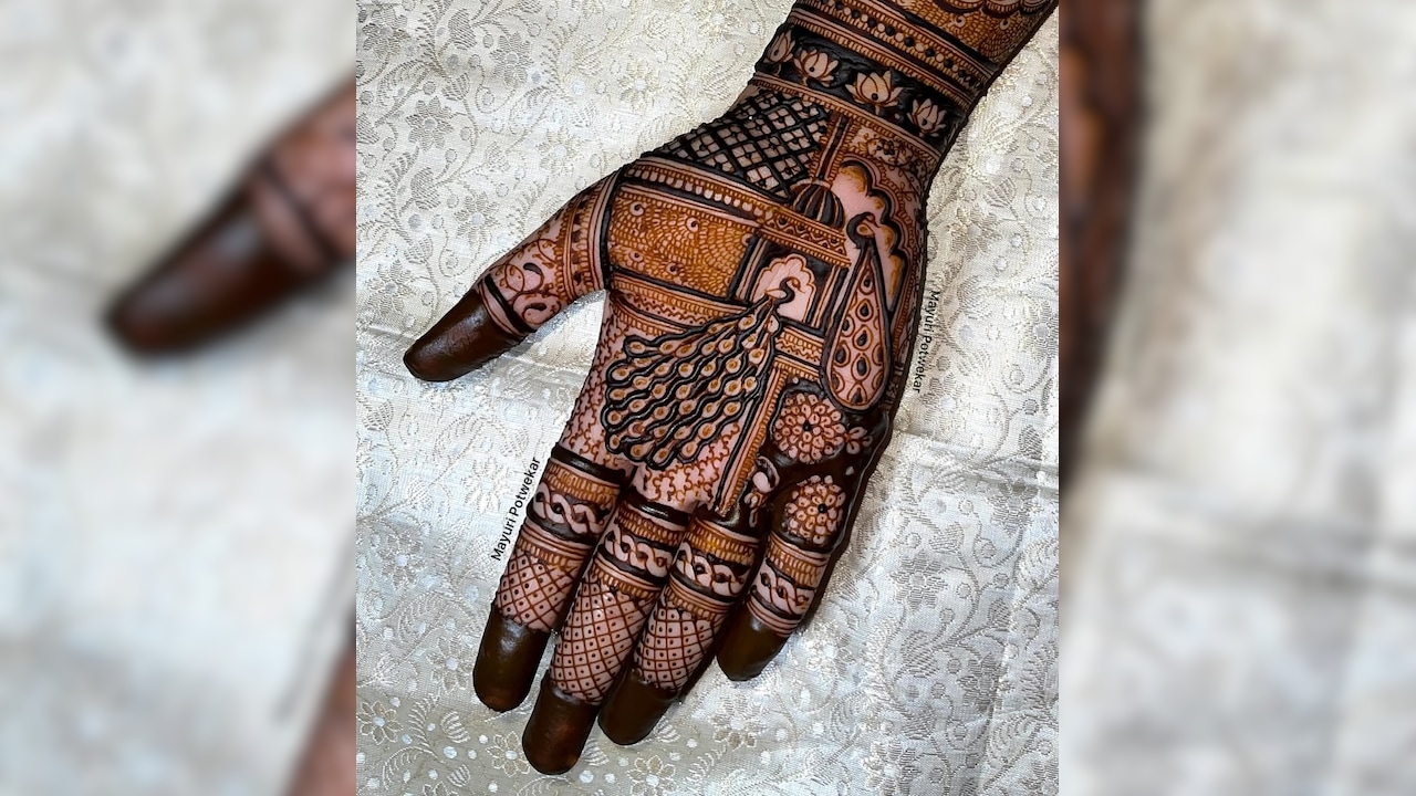 (Photo Credit- @mayuripotwekar_mehendi/Instagram)