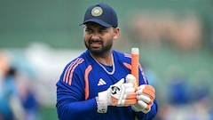 Rishabh Pant's Career Graph Sinks, Ravi Shastri Says "Always Told Him One Thing"