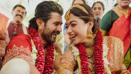 Vijay Deverakonda Reveals Rashmika Tells Him 'I Love You' 10-15 Times A Day