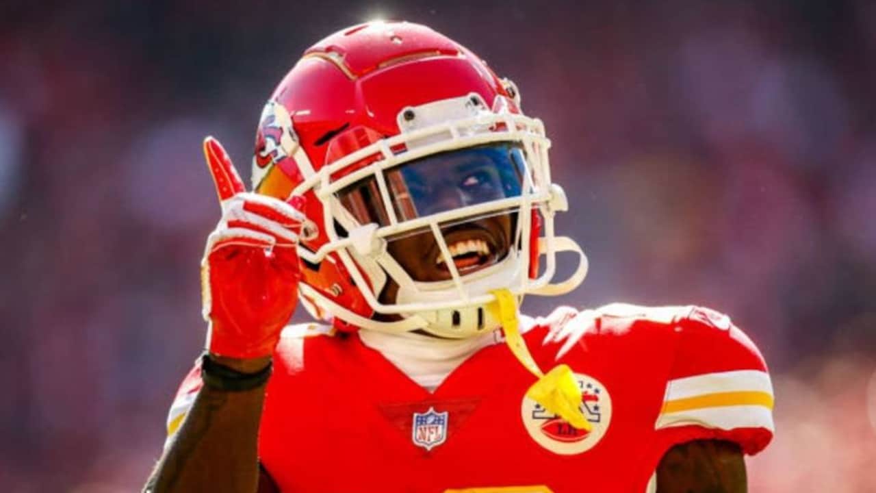 Could Tyreek Hill be planning an NFL comeback?