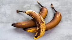 काला पड़ चुका केला बन सकता है कैंसर सेल्स का दुश्मन? रिसर्च में सामने आई चौंकाने वाली बात