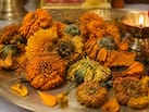 पूजा के लिए खरीदे गेंदे के फूल जल्दी मुरझा जाते हैं? अपनाएं ये 4 टिप्स, ताजा और खिलखिलाते रहेंगे फूल