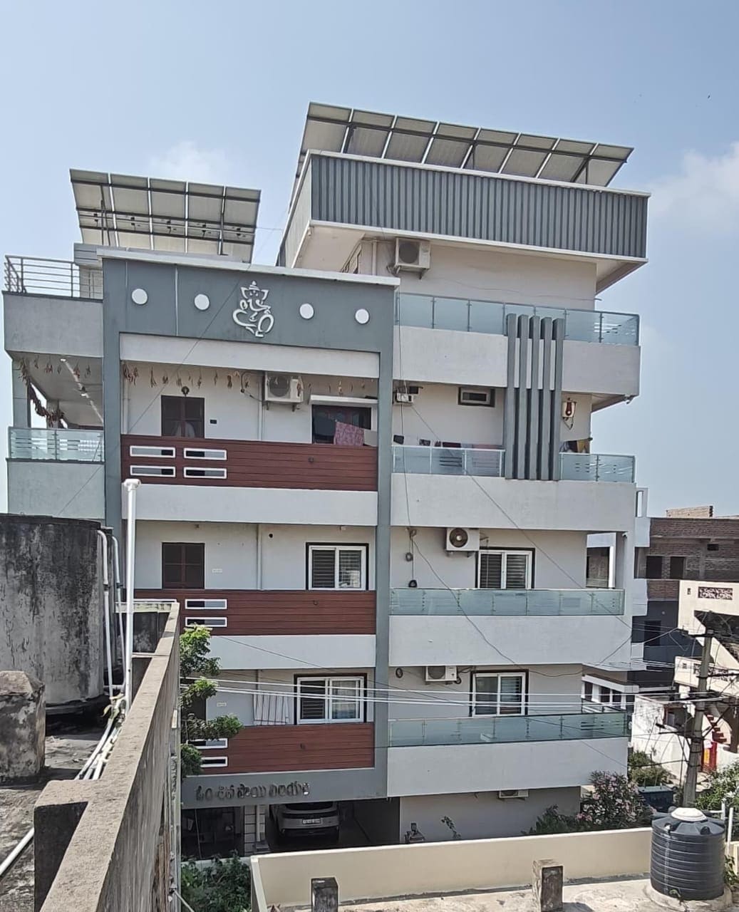 एसीबी की तलाशी अभियान में मिला अधिकारी का मकान. एसीबी की तलाशी अभियान में मिला अधिकारी का मकान.