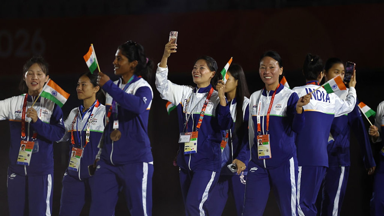 Through Rains, Ruins Came Gold Rush As India Displayed Ganbaru In Japan