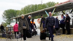 Ukraine Says It Will Observe Ceasefire In Russian-Occupied Oleshky