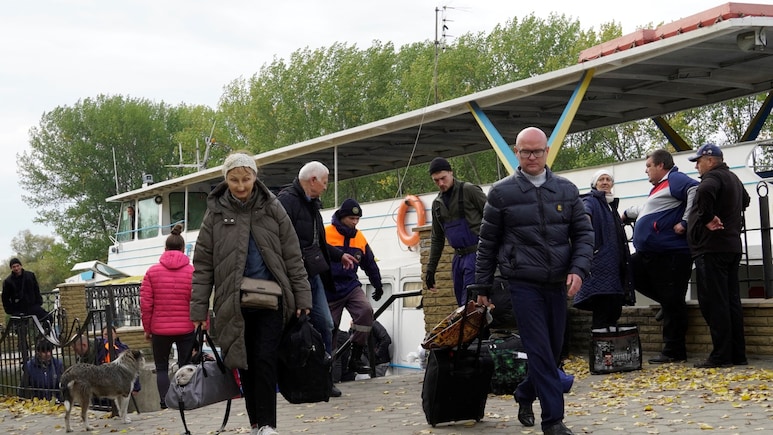 Ukraine Says It Will Observe Ceasefire In Russian-Occupied Oleshky