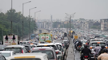 Ramleela Ground Rally: Delhi Police Announces Traffic Restrictions On Nov 1 — Check Time, Advisory