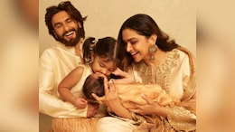 Deepika Padukone And Ranveer Singh Reveal Name Of Their Second Daughter On Dussehra, Share First Glimpse Of Newborn