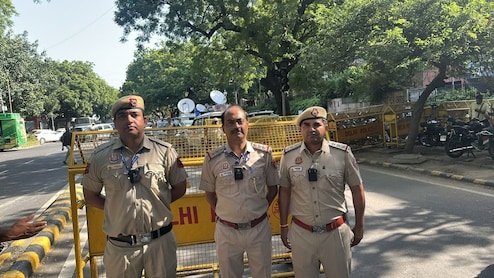 After Allegations At Protests, Delhi Cops Wear Bodycams As Failsafe Sidearm