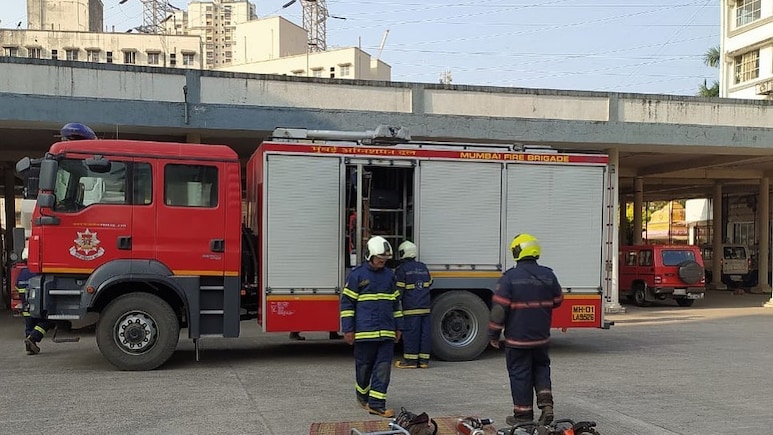 Mumbai's 101 Fire Helpline Faces Glitches: 5 Backup Numbers You Should Know