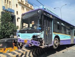 Chennai City Bus Rams 7 Cars, Hits Divider Outside Madras High Court