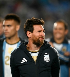 Lionel Messis Argentina Retirement: Neymar, Ronaldo Lead Tributes As Football World Bids Farewell