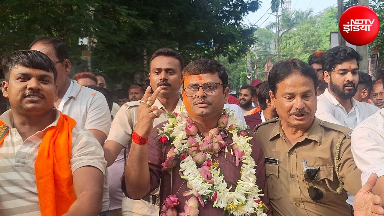 रेजीनगर में BJP की प्रचंड जीत, 75 हजार से ज्यादा वोटों से जीते उम्मीदवार शंखरावह सरकार