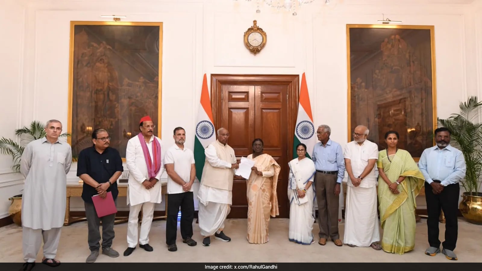 Photo : NDTV Rahul Gandhi affirme que Droupadi Murmu n'a pas rejeté le vol d'élections