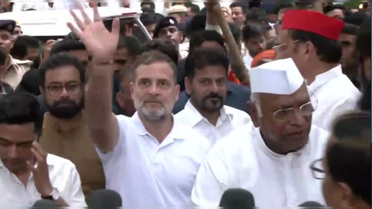 "Not Being Allowed To Protest": Rahul Gandhi As Opposition Heads To Rajghat