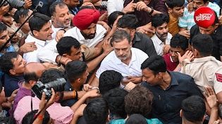 राहुल गांधी ने महिला पुलिसकर्मी को गलत तरीके से छुआ, प्रियंका ने कोहनी मारी- वीडियो जारी कर BJP ने लगाया आरोप